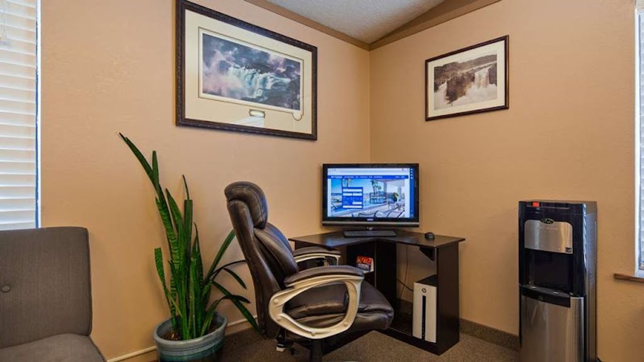 Photo of SureStay by Best Western Twin Falls