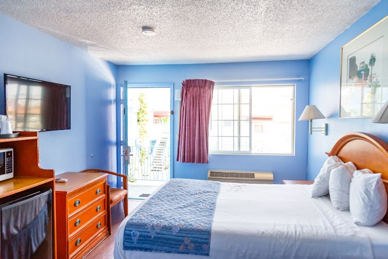 Photo of Aqua Breeze Inn