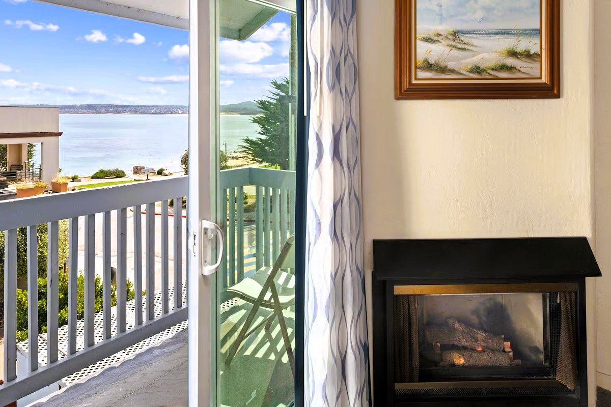 Photo of Cannery Row Inn - Private balcony, Ocean View