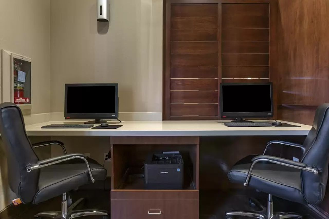 Photo of Comfort Inn & Suites Coeur d'Alene