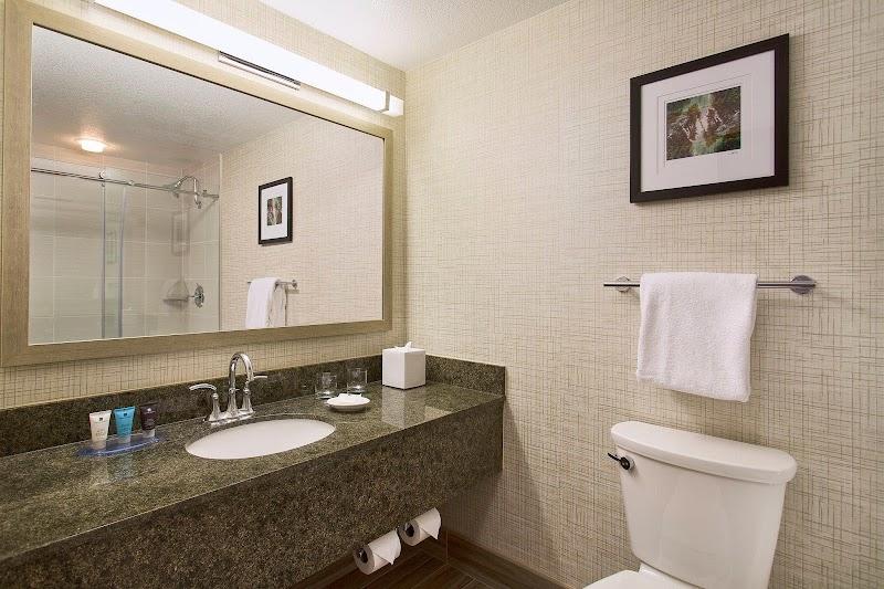 Photo of Crowne Plaza Portland-Lake Oswego, an IHG Hotel