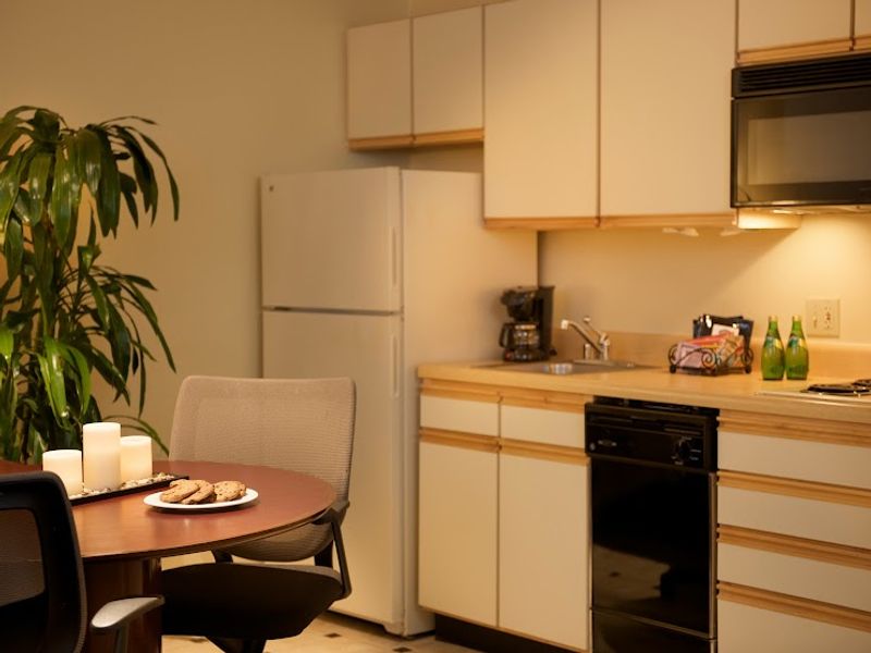 Photo of Larkspur Landing Extended Stay Suites Bellevue
