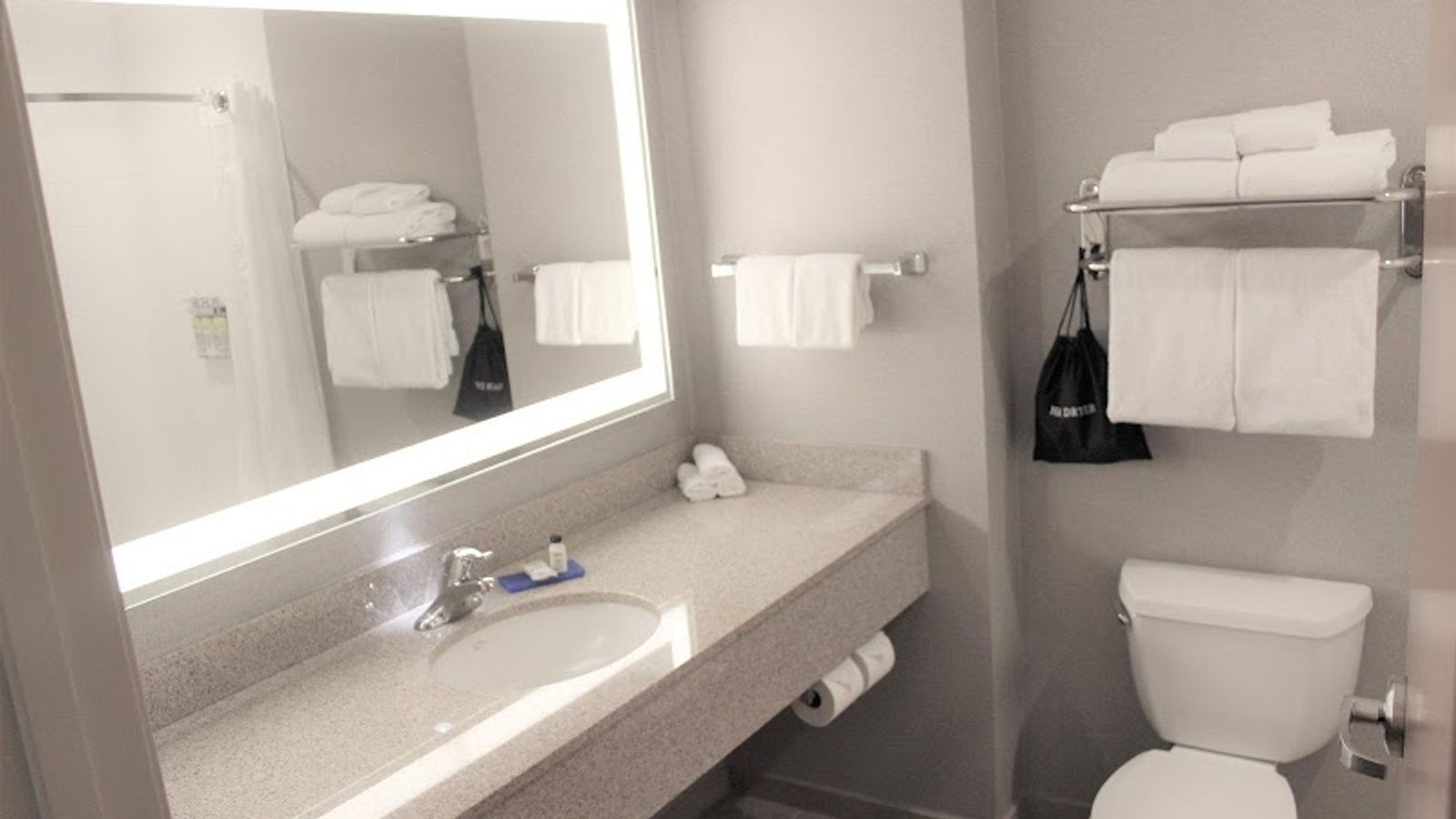 Photo of Holiday Inn Express & Suites Cheney, an IHG Hotel