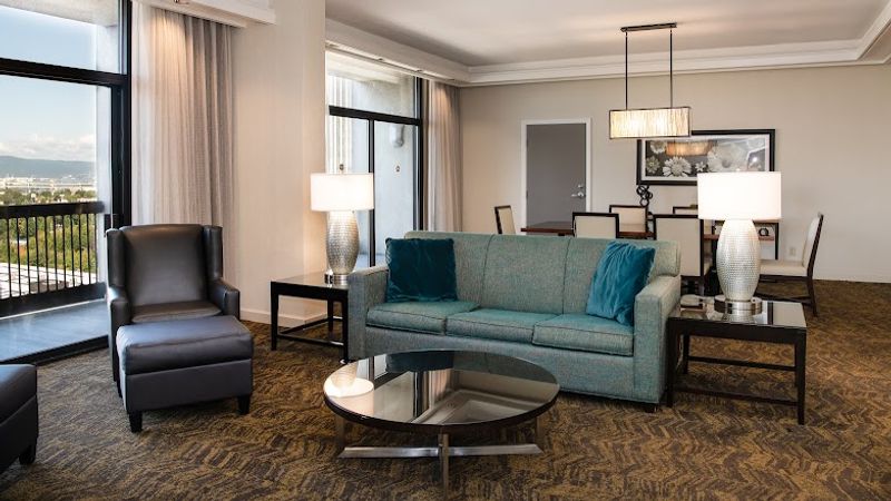 Photo of DoubleTree by Hilton Hotel Portland