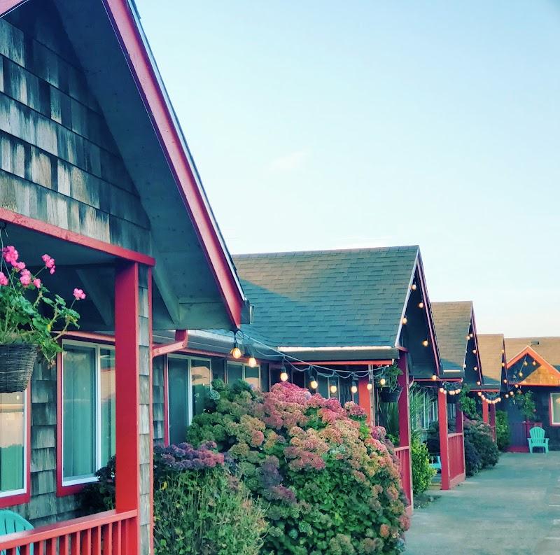 Photo of Surf & Sand Inn