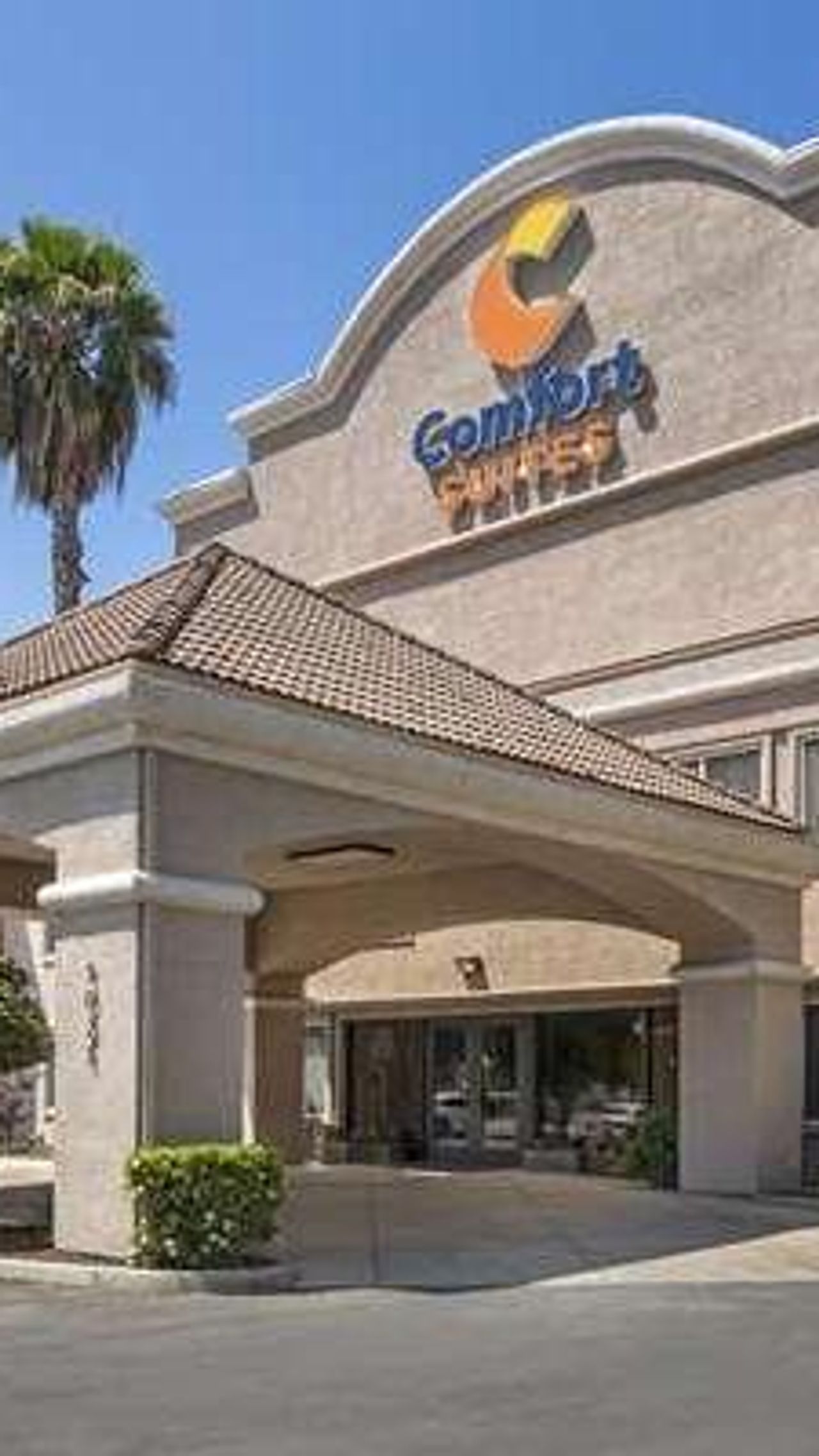 Photo of Comfort Suites