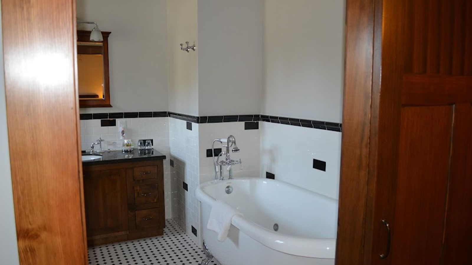 Photo of Calistoga Wine Way Inn