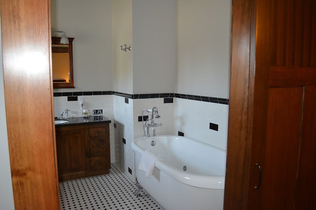 Photo of Calistoga Wine Way Inn