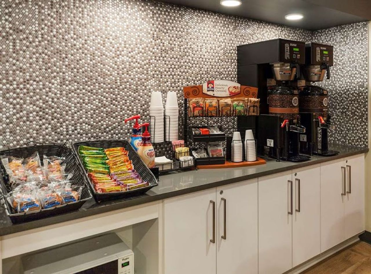 Photo of Extended Stay America Premier Suites - Oakland - Alameda