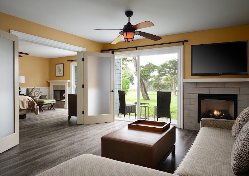 Photo of Lighthouse Lodge & Cottages - Lodge Suite