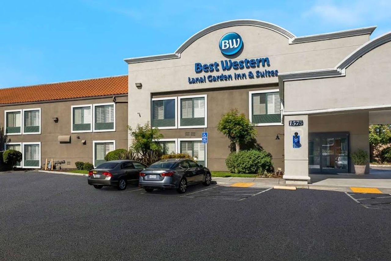 Photo of Best Western Lanai Garden Inn & Suites