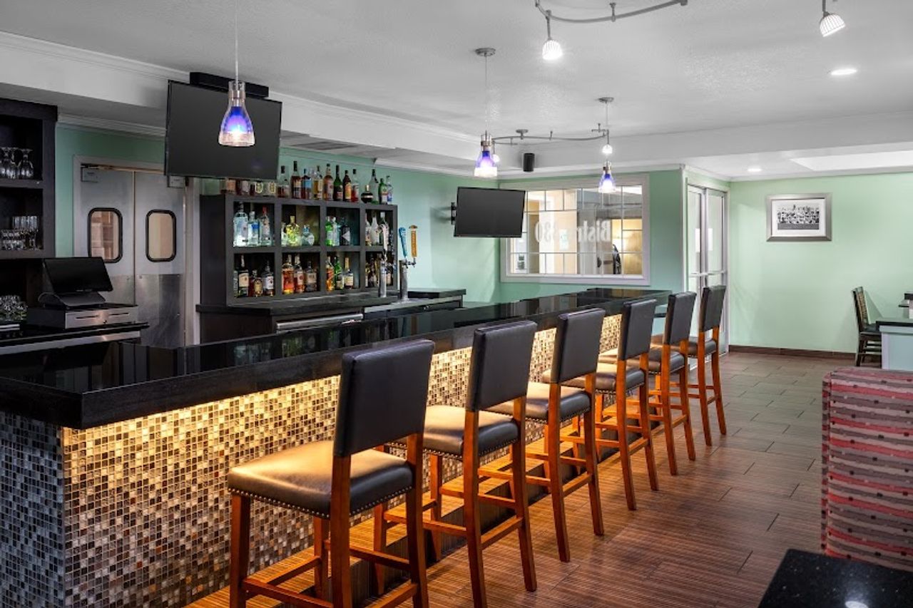 Photo of Holiday Inn & Suites San Mateo-San Francisco SFO by IHG