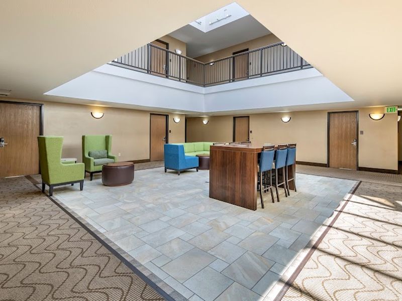 Photo of The Atrium Hotel