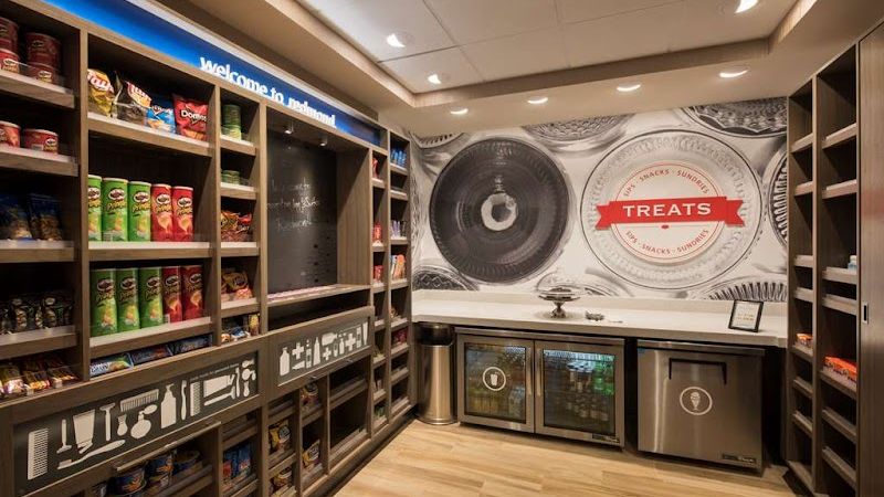 Photo of Hampton Inn & Suites Seattle/Redmond