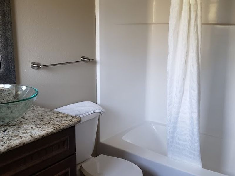 Photo of Embarcadero Resort Hotel & Marina - Bathroom