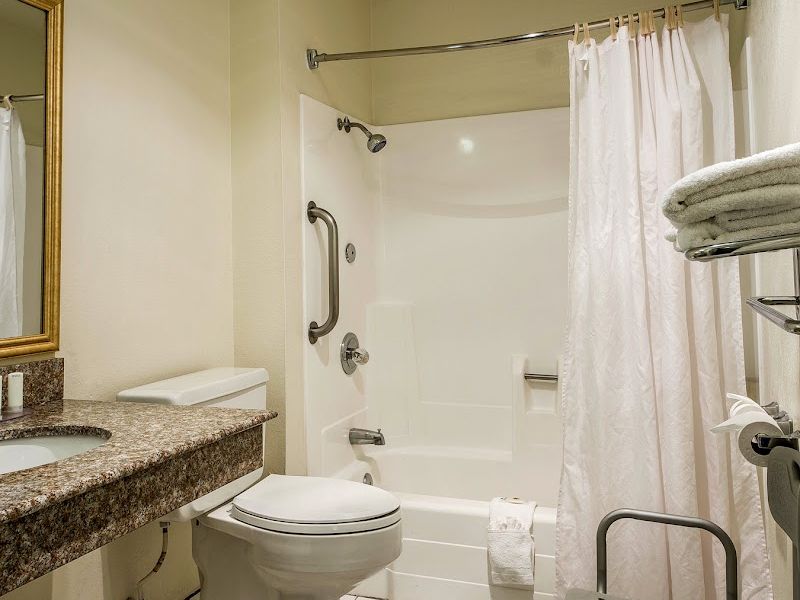 Photo of Comfort Inn Modesto