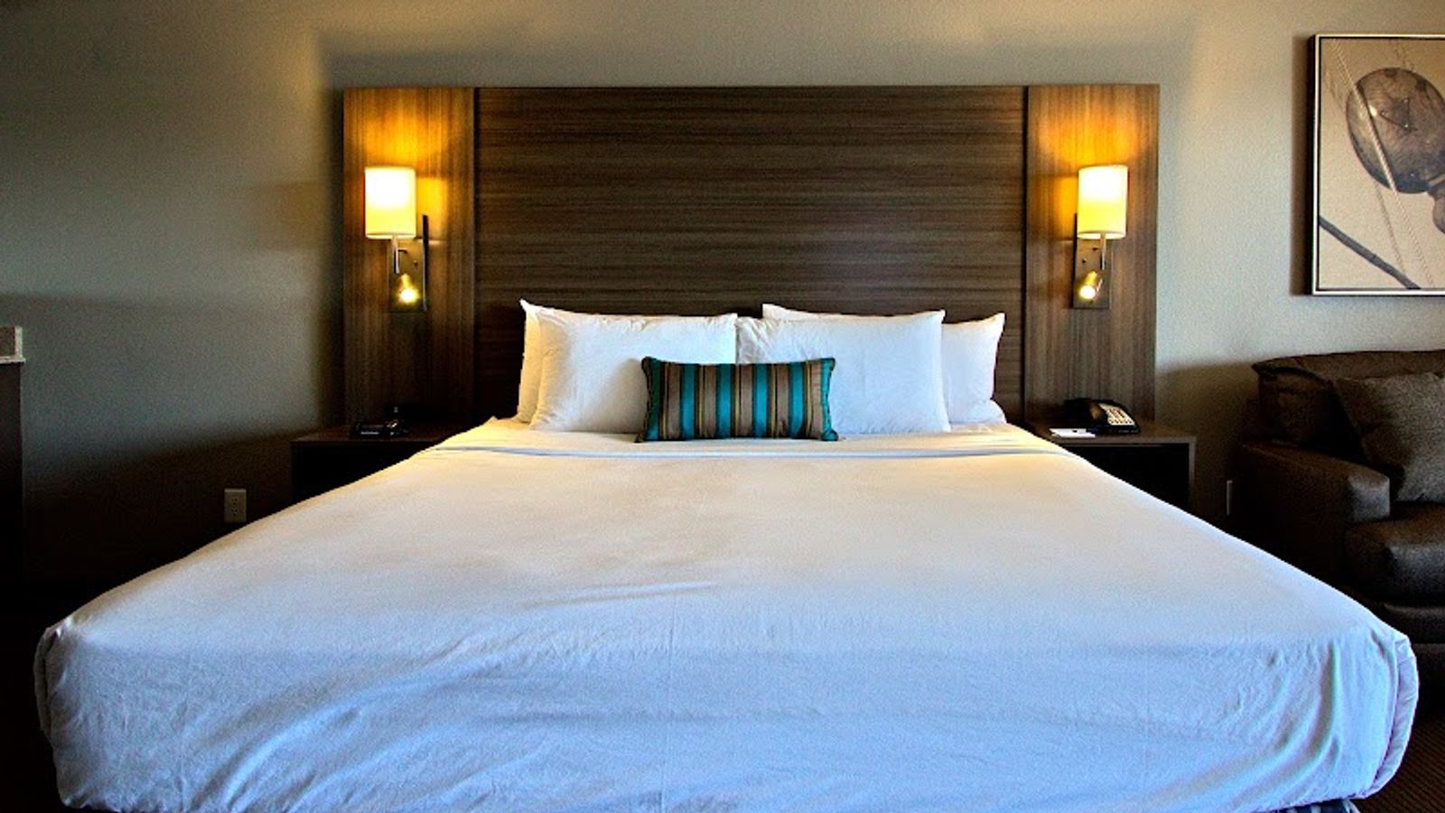 Photo of Executive Inn & Suites