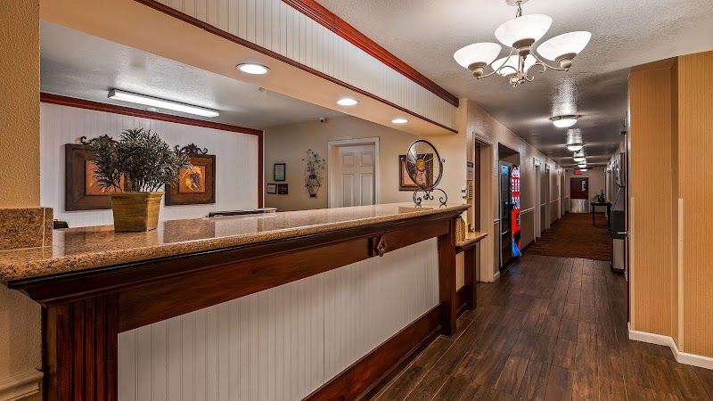 Photo of Best Western Luxury Inn