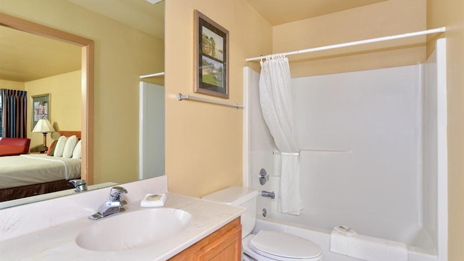 Photo of Americas Best Value Inn Lakewood Tacoma S
