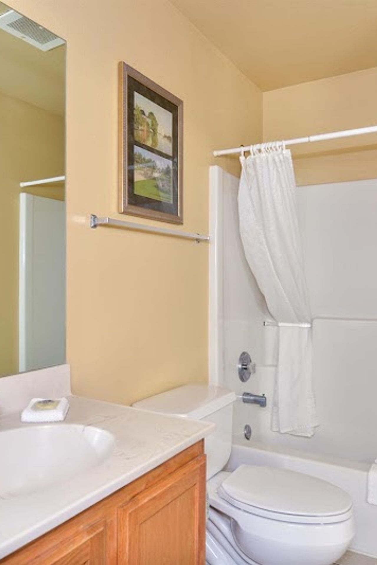 Photo of Americas Best Value Inn Lakewood Tacoma S