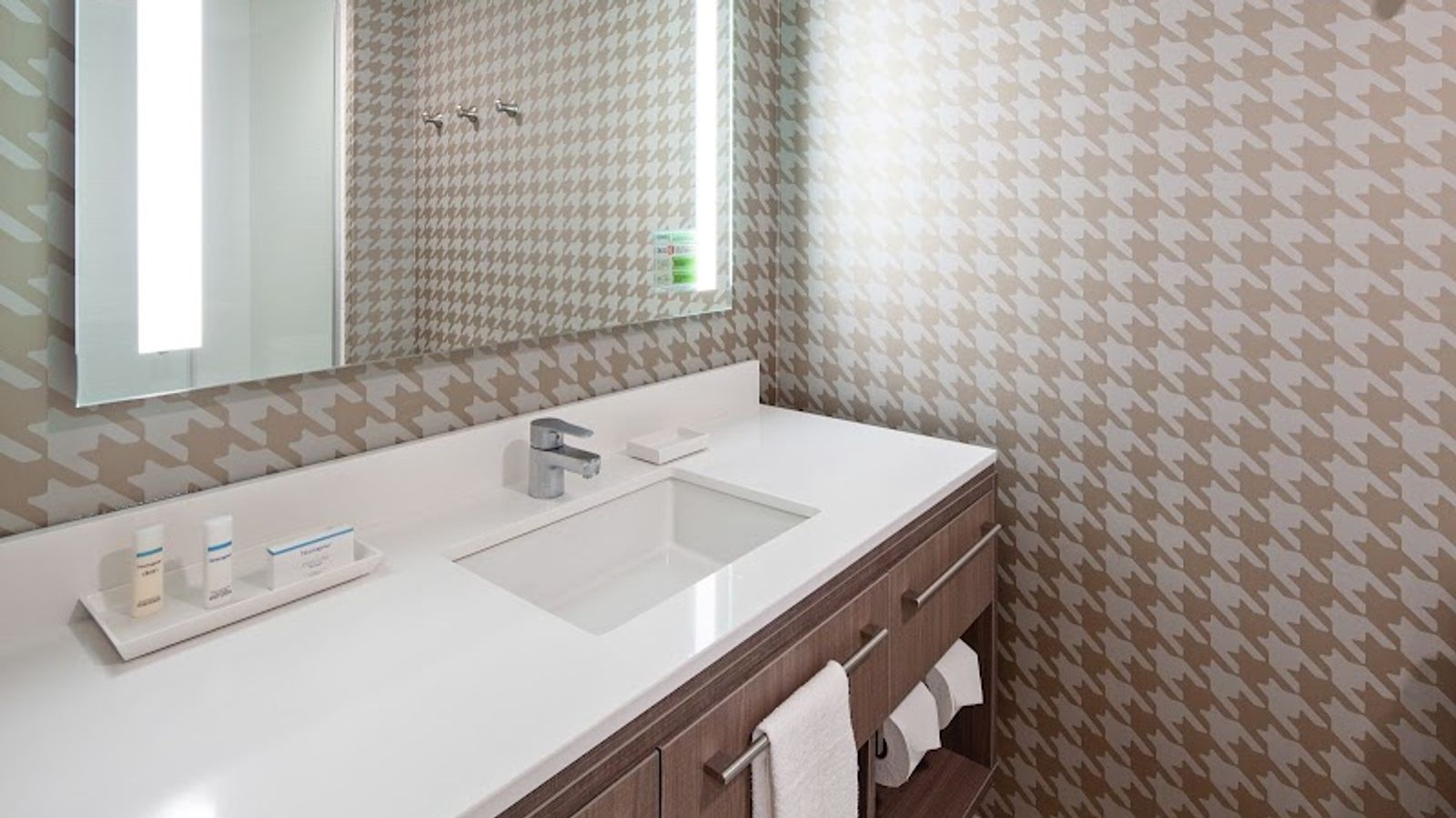 Photo of Home2 Suites by Hilton Alameda Oakland Airport