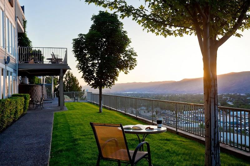 Photo of Holiday Inn Express Lewiston, an IHG Hotel - Outdoor seating area