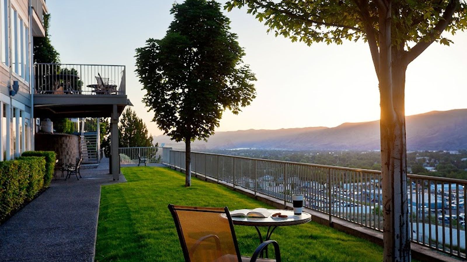 Photo of Holiday Inn Express Lewiston, an IHG Hotel - Outdoor seating area