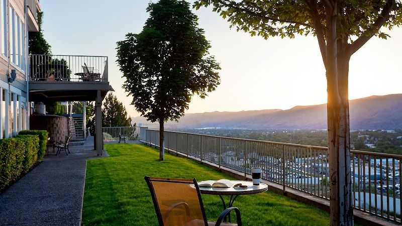 Photo of Holiday Inn Express Lewiston, an IHG Hotel - Outdoor seating area