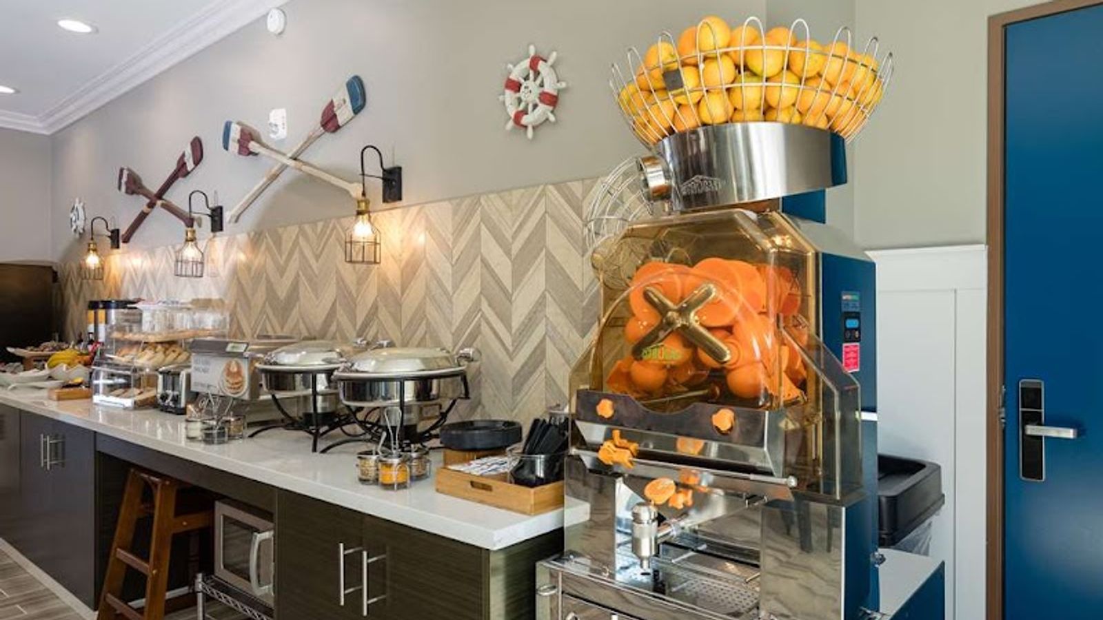 Photo of Aristocrat Hotel, BW Signature Collection