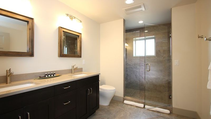 Photo of Vineyard View Inn