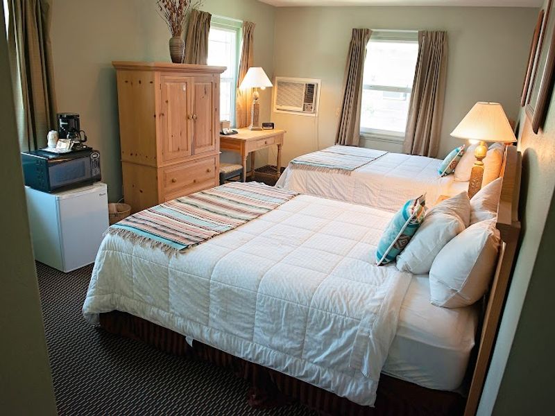 Photo of Rugged Country Lodge