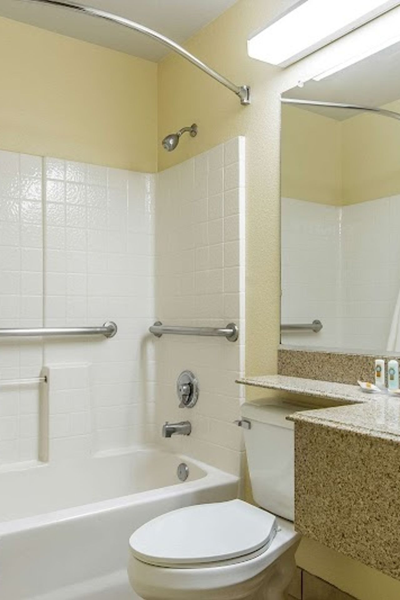 Photo of Quality Inn & Suites