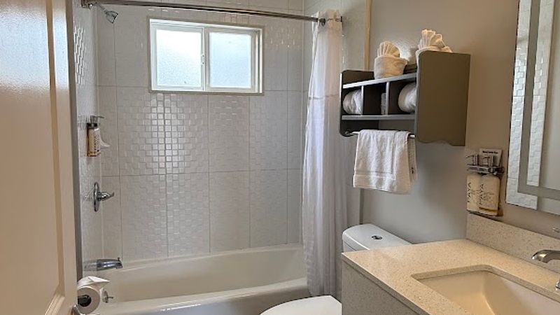 Photo of Stargazer Inn and Suites - Bathroom