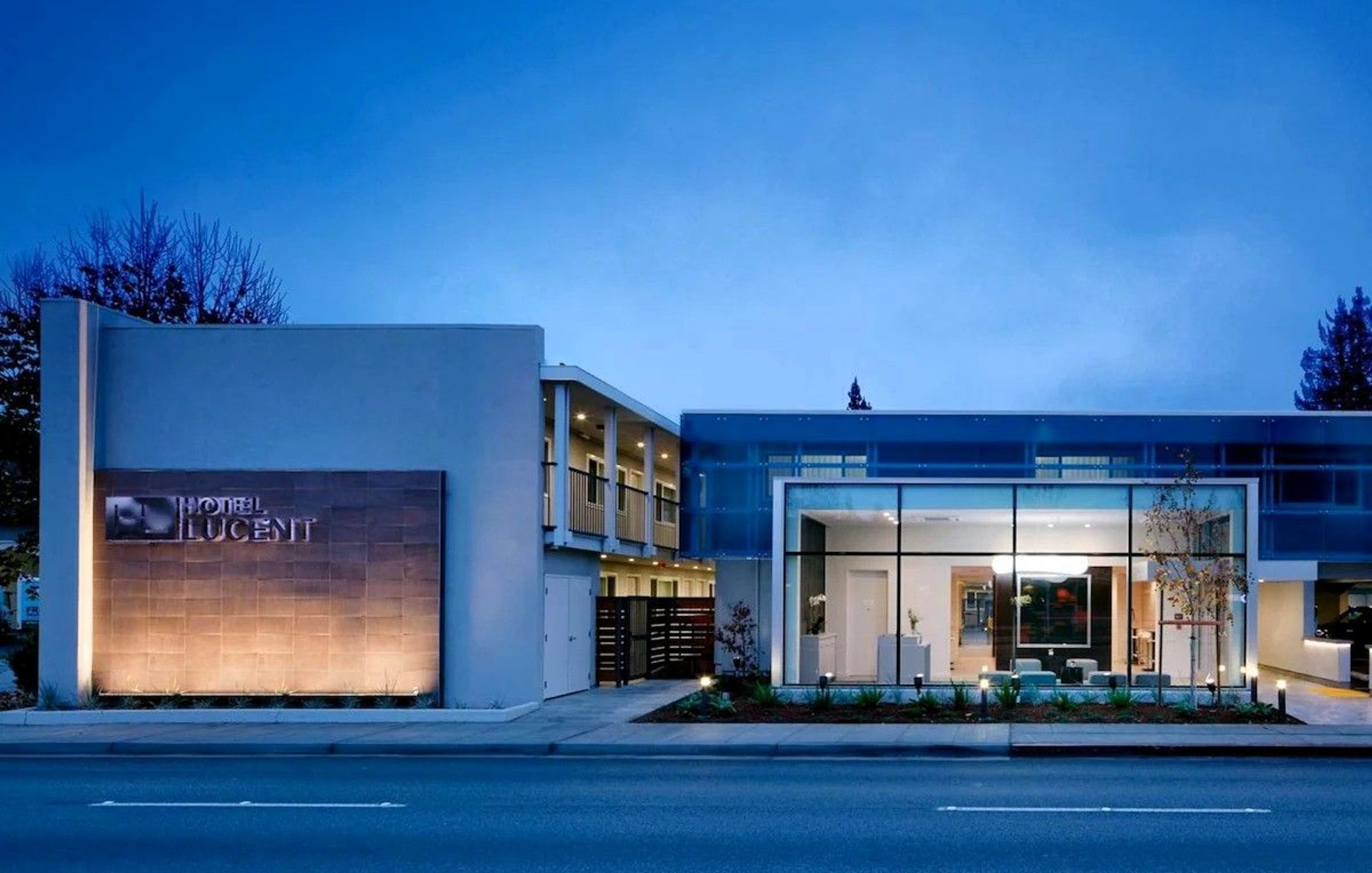 Hotel Lucent