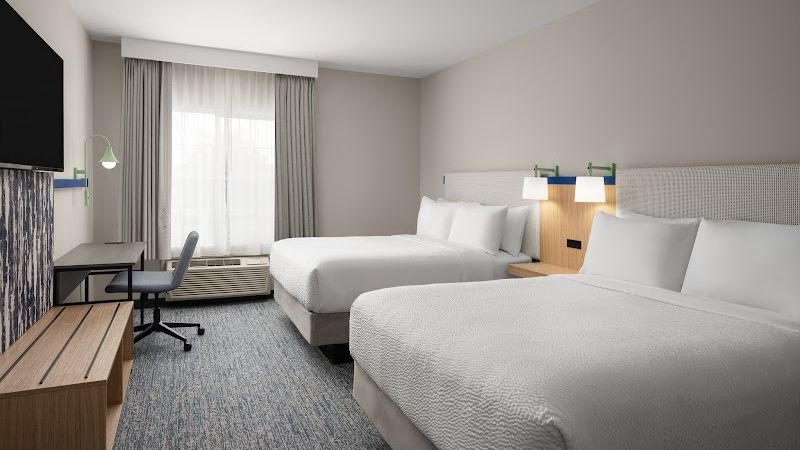 Photo of Garner Hotel Liberty Lake by IHG - One Bedroom Suite, 4 Queen Beds, or 1 King and 2 Queen Beds
