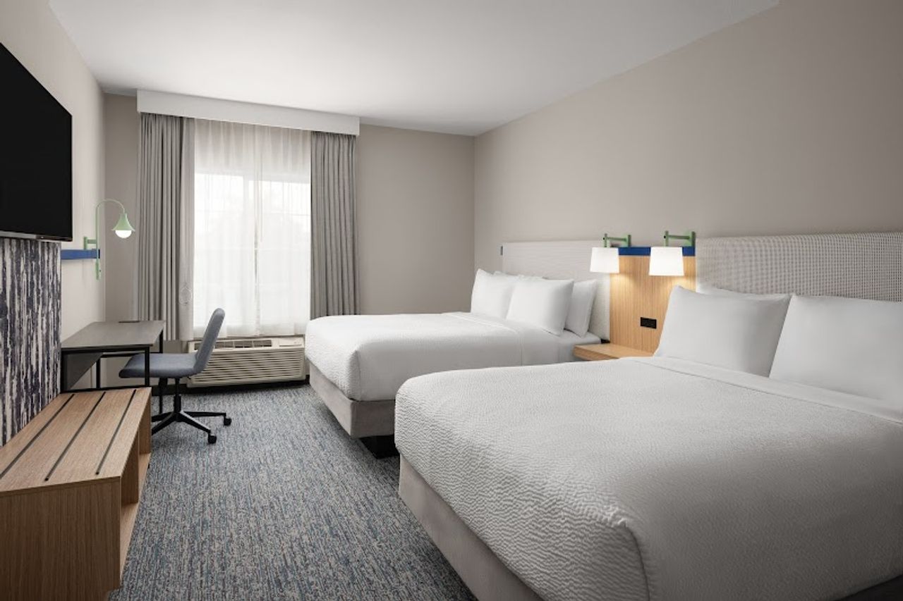 Photo of Garner Hotel Liberty Lake by IHG - One Bedroom Suite, 4 Queen Beds, or 1 King and 2 Queen Beds