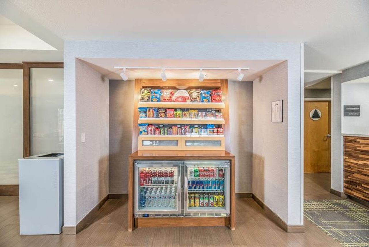 Photo of Hampton Inn Oakland-Hayward