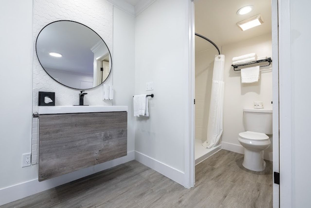 Photo of WAFER 450 Hotel