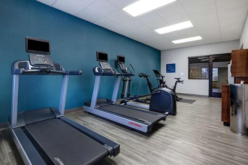 Photo of Hampton Inn & Suites Tulare