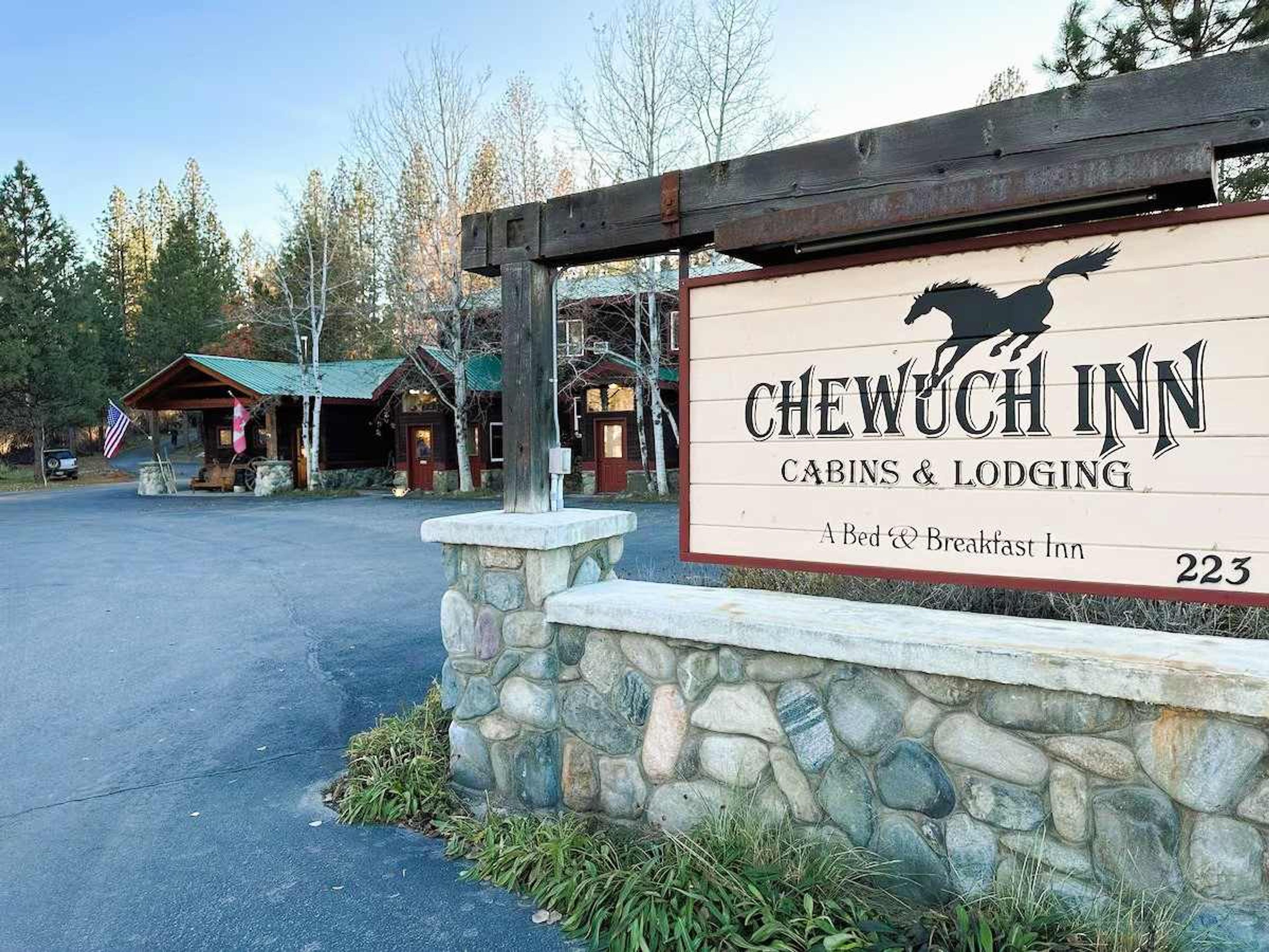 Chewuch Inn & Cabins