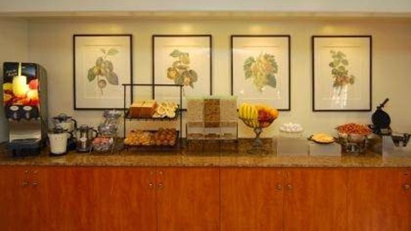 Photo of Comfort Inn & Suites