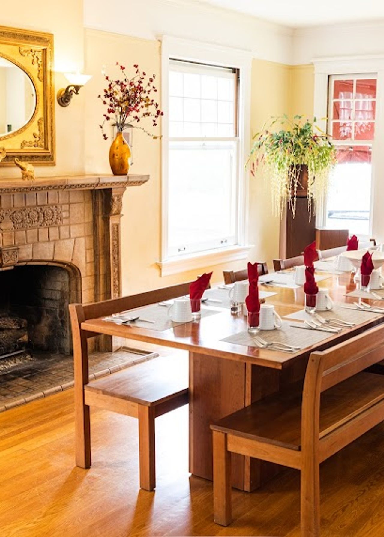 Photo of The Inn On First - Deluxe Napa Inn