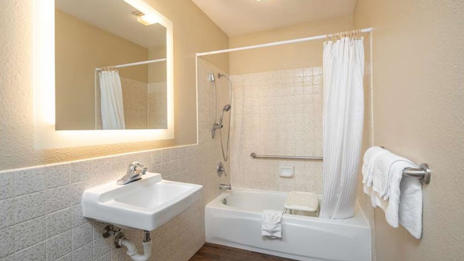 Photo of SureStay by Best Western Fairfield Napa Valley