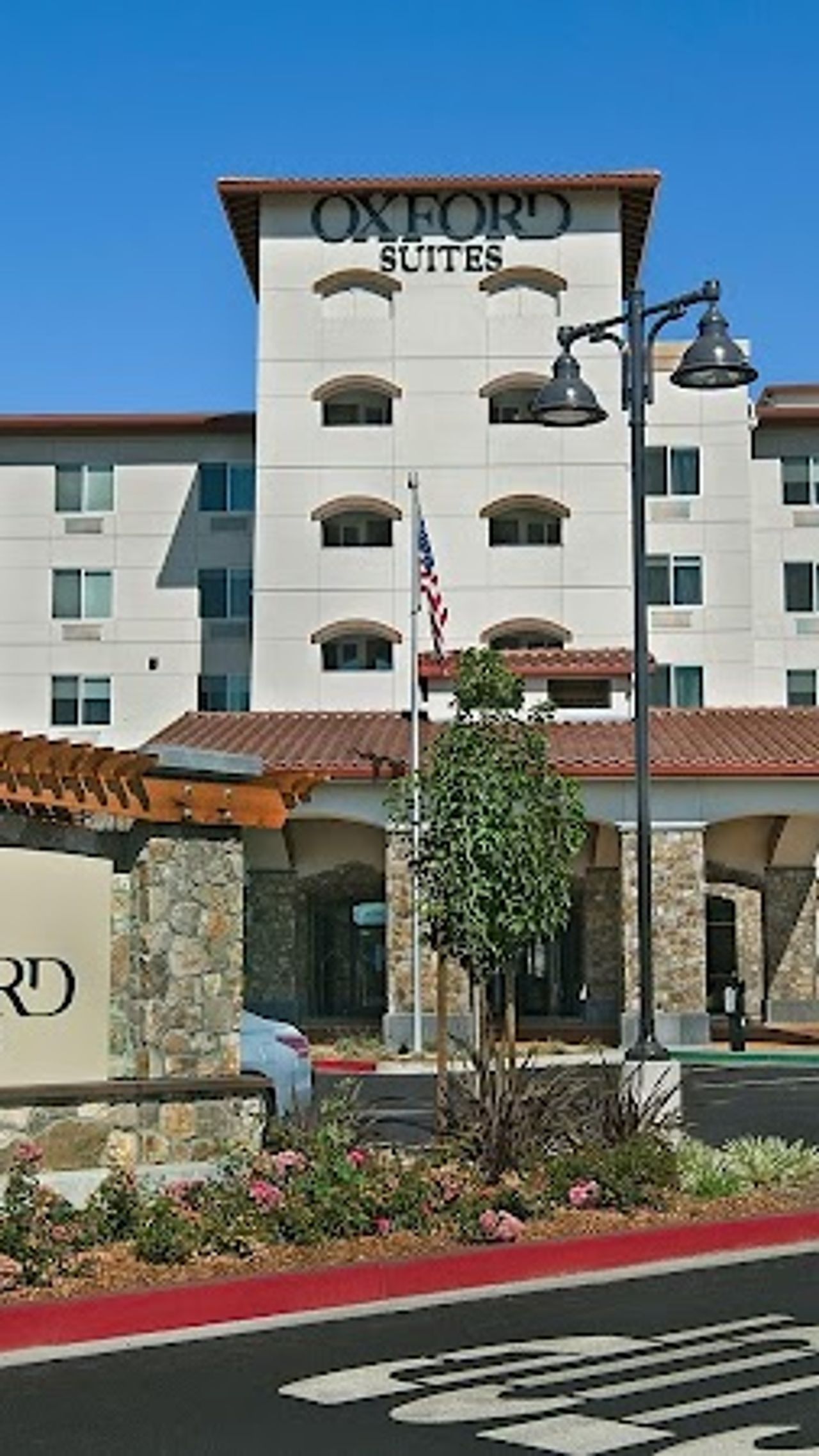 Photo of Oxford Suites Sonoma County - Rohnert Park