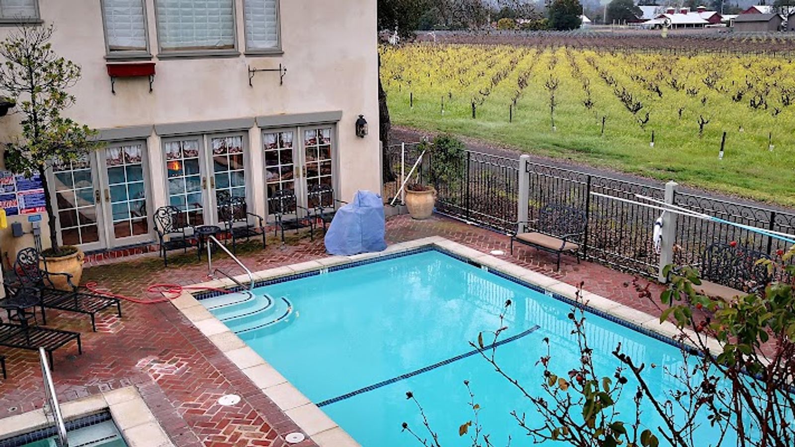 Photo of Vineyard Country Inn