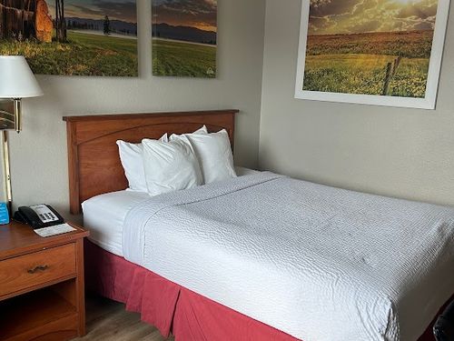 Photo of Days Inn by Wyndham Turlock
