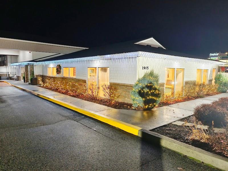 Photo of Wenatchee Inn & Suites