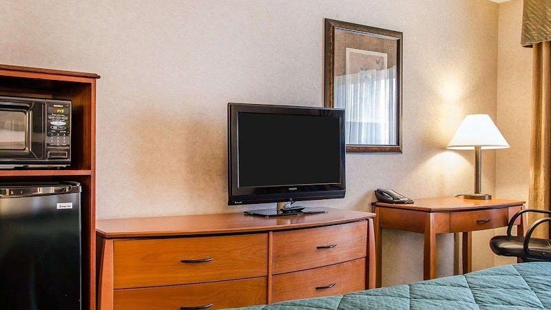 Photo of Quality Inn & Suites