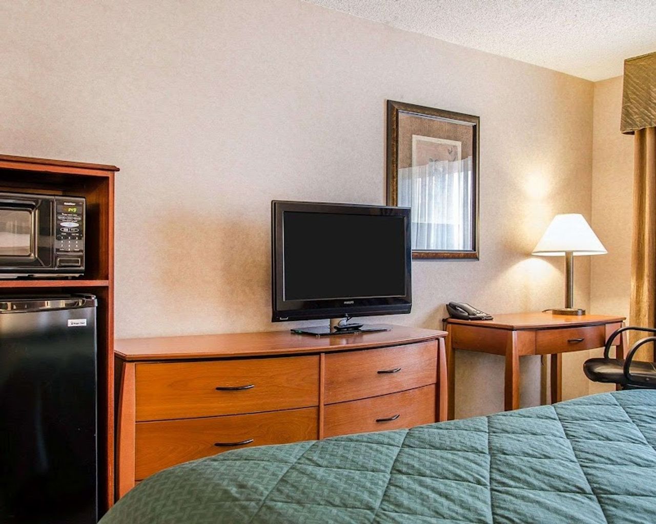 Photo of Quality Inn & Suites