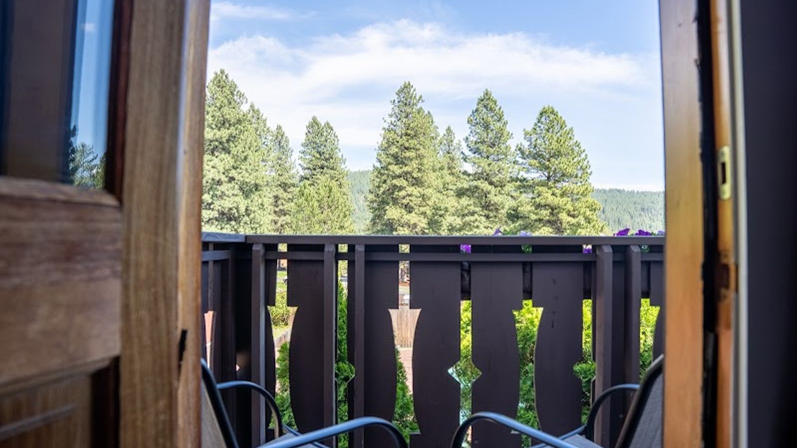 Photo of Blue Elk Inn